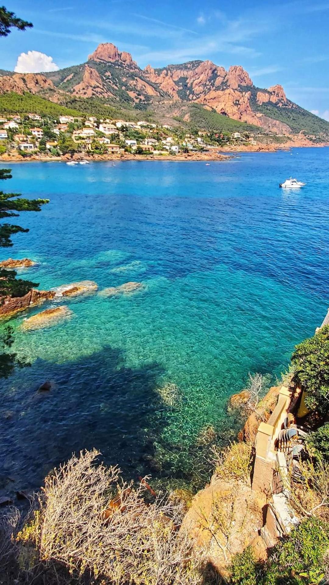 Petit Paradis Vue Mer- Plage Et Calanques A 3 Mn Saint-Raphaël エクステリア 写真